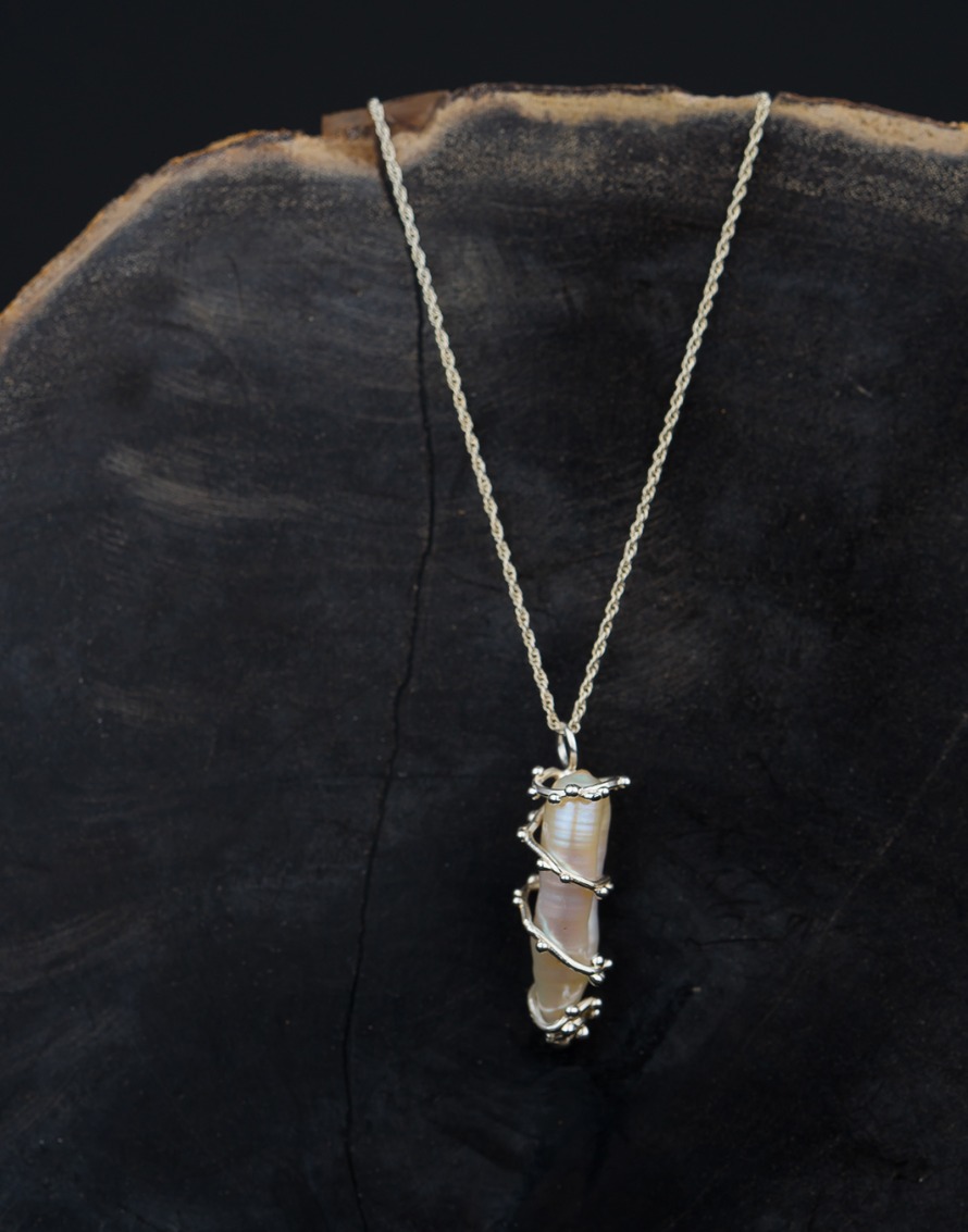 Long baroque pearl necklace